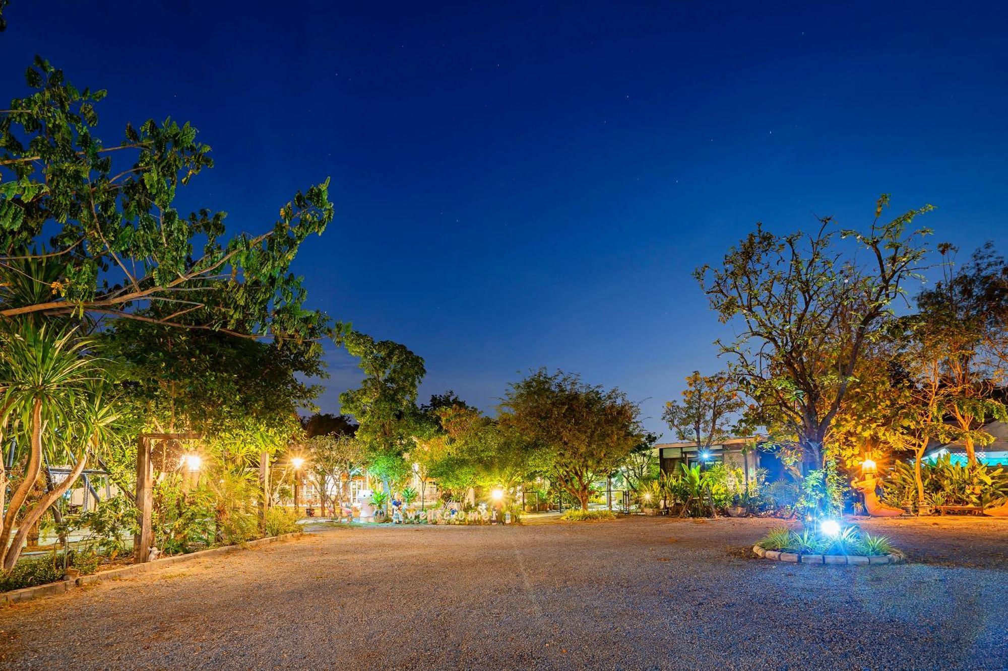 Utapao Sattahip Rayong Resort Ban Nong Srah Exterior foto